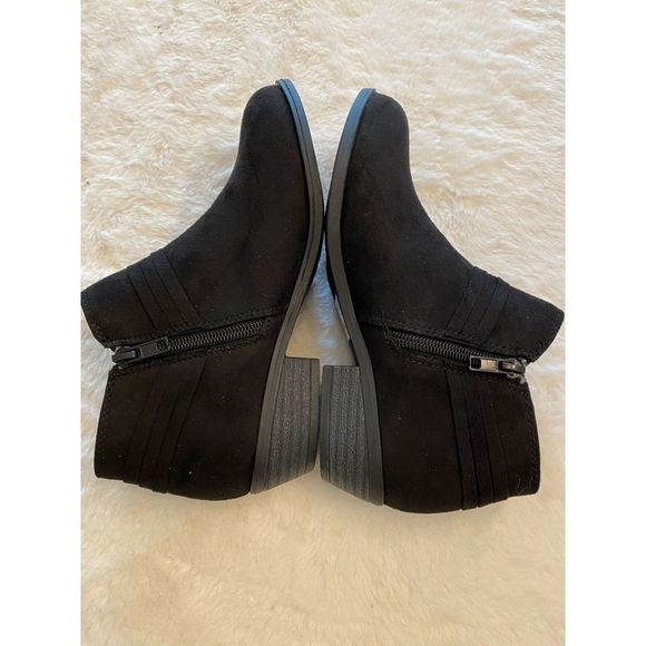 Black Booties  - Picture 4 of 6